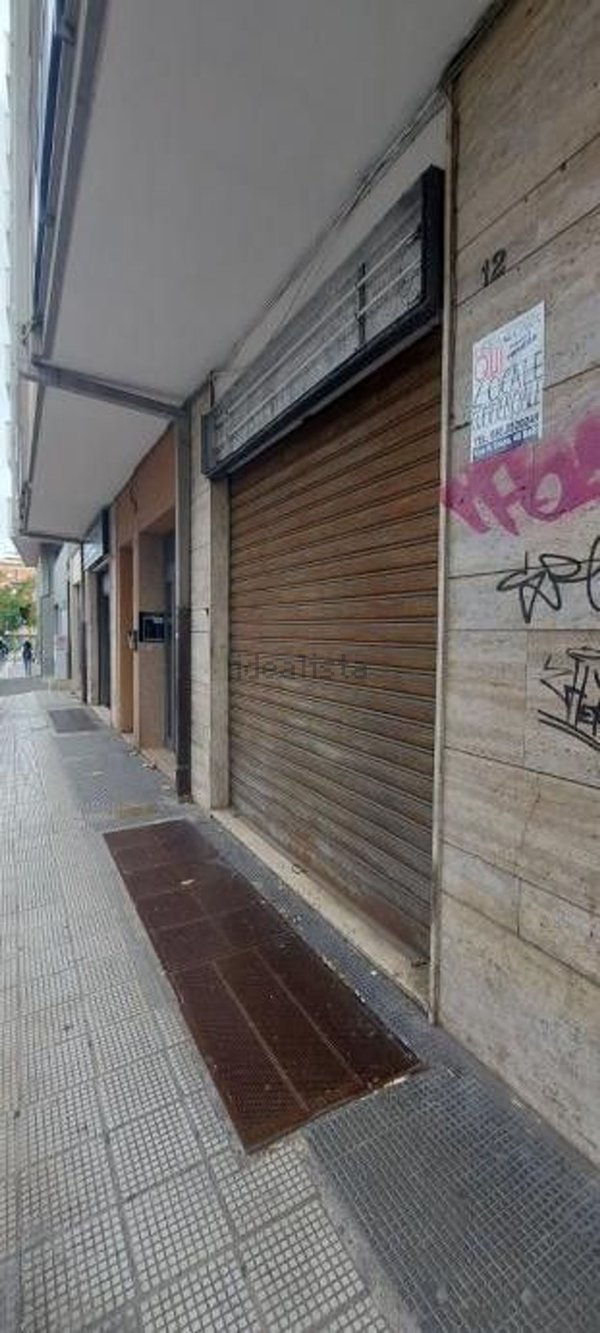 locale commerciale in vendita a Bari in zona San Pasquale