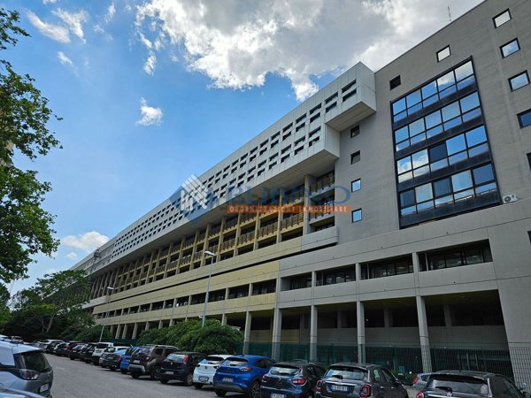 ufficio in vendita a Bari in zona San Pasquale