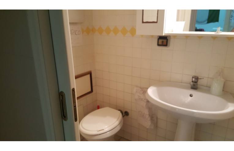 locale commerciale in vendita a Bari in zona Carrassi