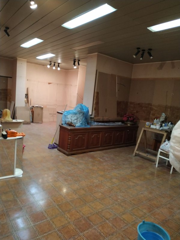 locale commerciale in vendita a Bari in zona San Pasquale