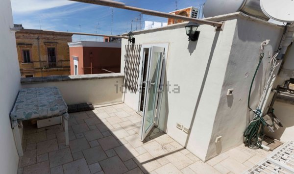 casa indipendente in vendita a Bari in zona Carbonara