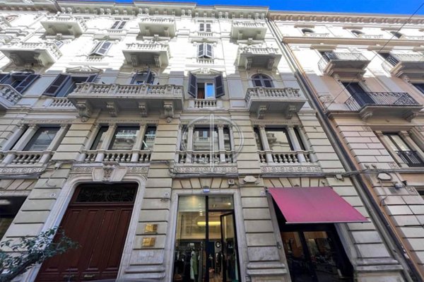 negozio in vendita a Bari in zona Madonnella