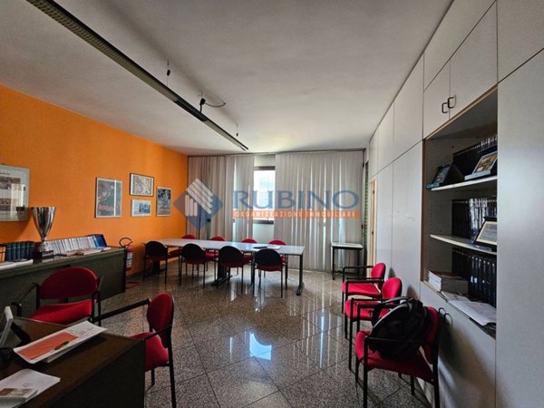 ufficio in vendita a Bari in zona San Pasquale