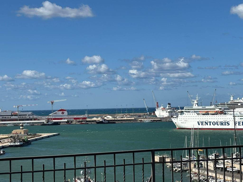 appartamento in vendita a Bari in zona Murat