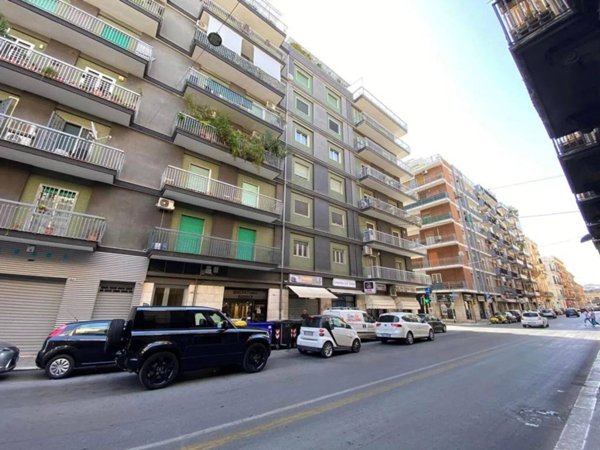 negozio in vendita a Bari in zona Murat