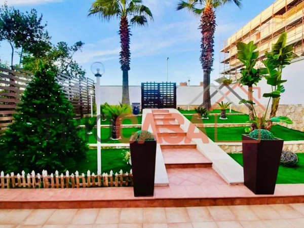 casa indipendente in vendita a Bari in zona Santo Spirito