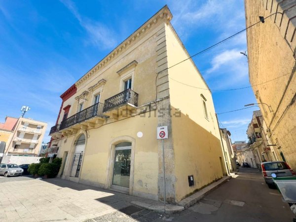 quadrivano in vendita a Bari in zona Carbonara