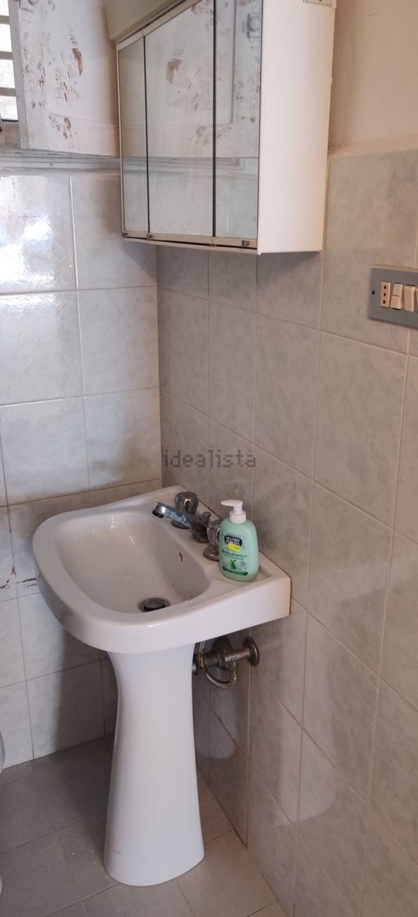 locale commerciale in vendita a Bari