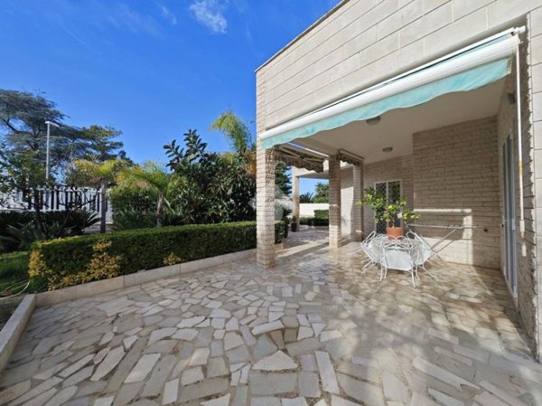 casa indipendente in vendita a Bari in zona Santo Spirito