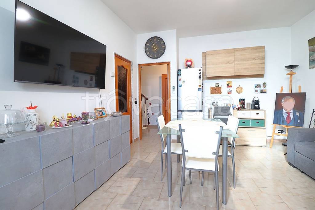 casa indipendente in vendita a Bari in zona Carbonara