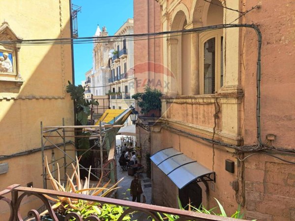 appartamento in vendita a Bari in zona Città Vecchia