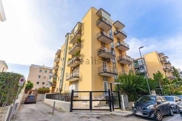 appartamento in vendita a Bari in zona Carrassi