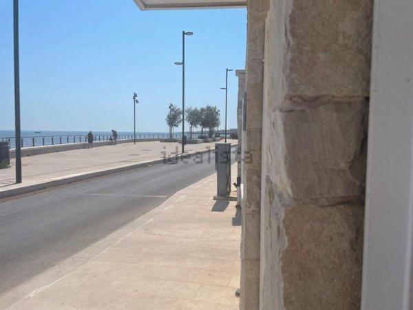 casa indipendente in vendita a Bari in zona Torre a Mare