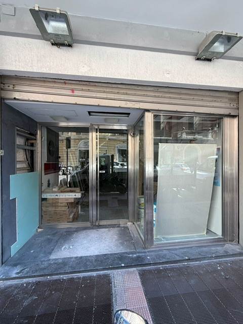 negozio in vendita a Bari in zona Murat