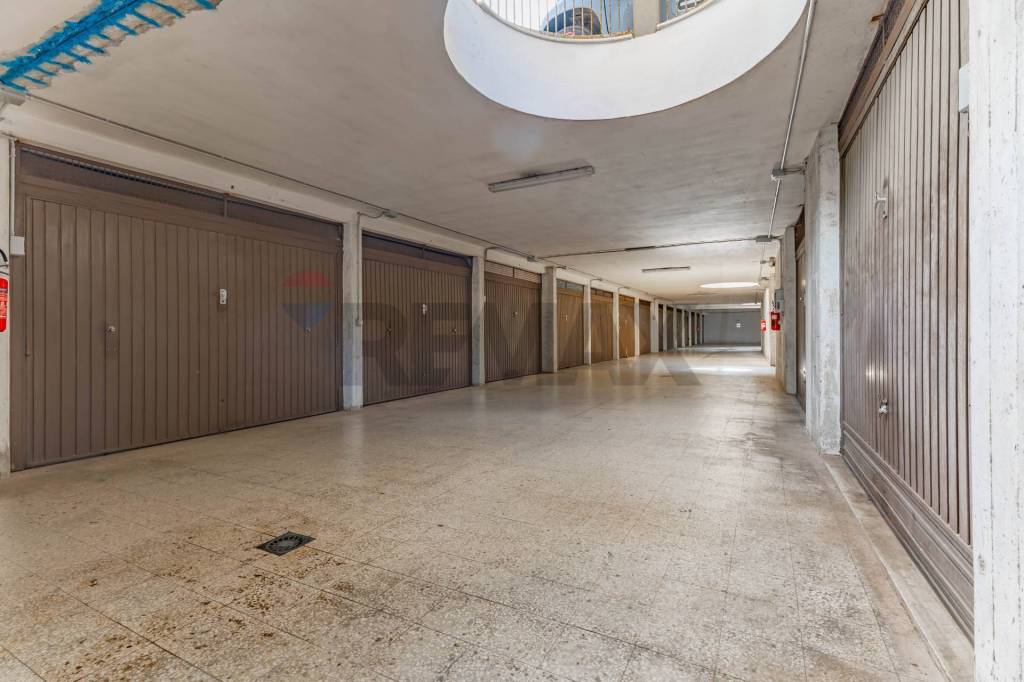 casa indipendente in vendita a Bari in zona Poggiofranco