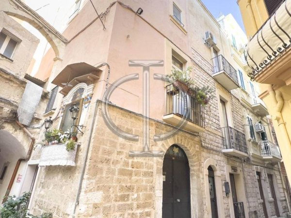 appartamento in vendita a Bari in zona Città Vecchia
