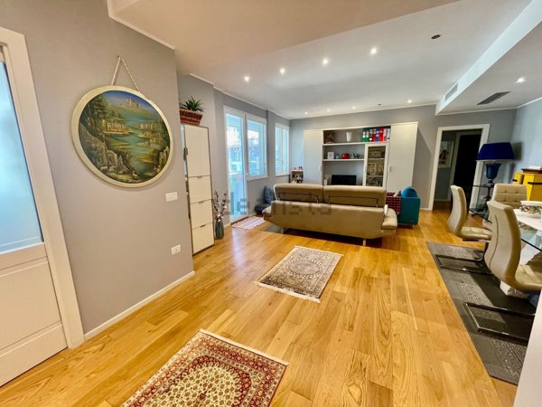 appartamento in vendita a Bari in zona Murat