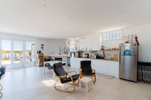 appartamento in vendita a Bari in zona Carbonara