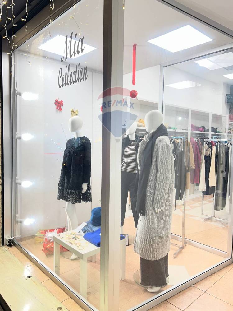 negozio in vendita a Bari in zona Murat