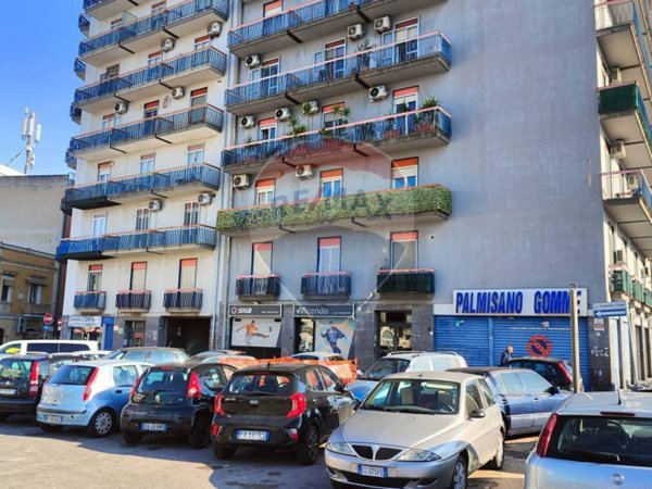 negozio in vendita a Bari in zona Libertà