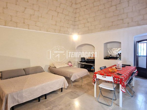 casa indipendente in vendita a Bari in zona Carbonara