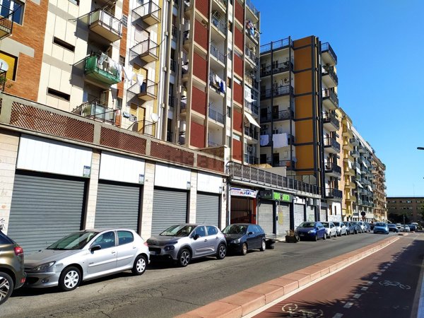 locale commerciale in vendita a Bari in zona San Pasquale