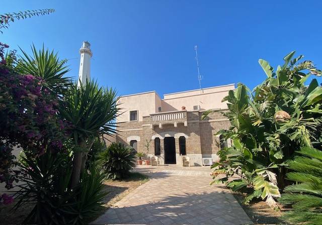 casa indipendente in vendita a Bari in zona Libertà