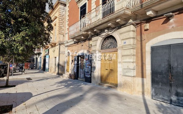 casa semindipendente in vendita a Bari in zona Carbonara