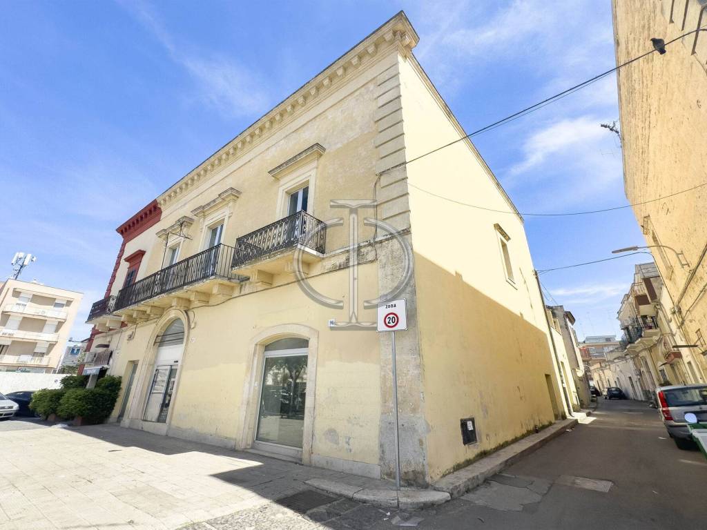 quadrivano in vendita a Bari in zona Carbonara