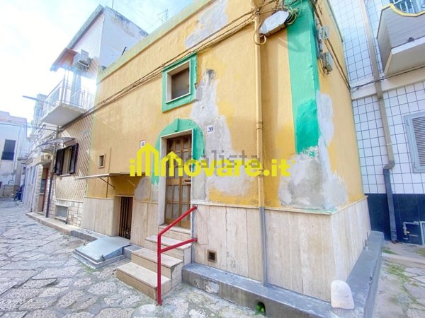 appartamento in vendita a Bari in zona Carbonara
