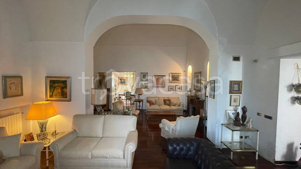 casa indipendente in vendita a Bari in zona Torre a Mare