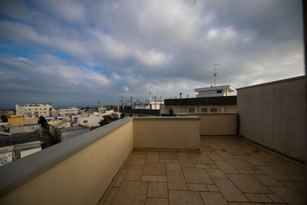 appartamento in vendita a Bari in zona Palese/Macchie