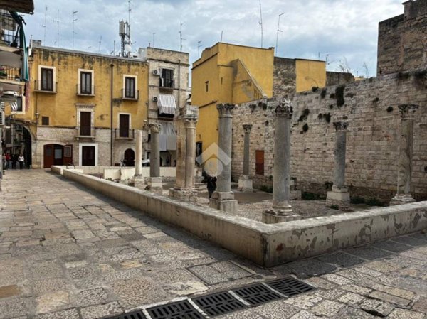 locale di sgombero in vendita a Bari in zona Città Vecchia