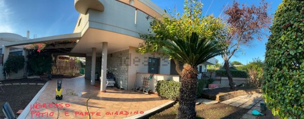 casa indipendente in vendita a Bari in zona Palese/Macchie