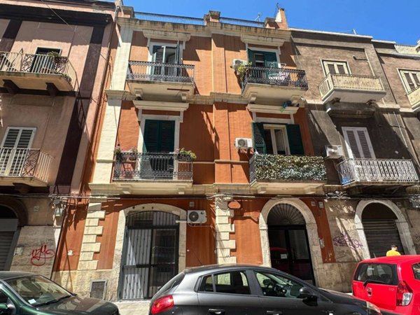 intera palazzina in vendita a Bari in zona Murat