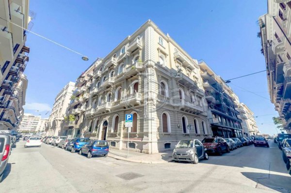 appartamento in vendita a Bari in zona Murat