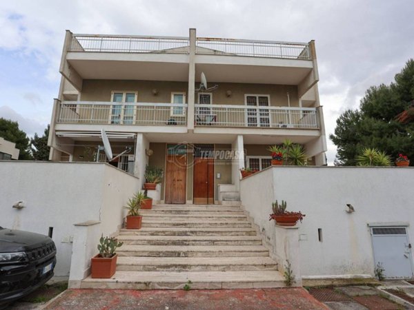 appartamento in vendita a Bari in zona Loseto