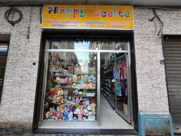 negozio in vendita a Bari in zona San Pasquale