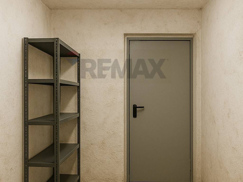 locale commerciale in vendita a Bari in zona Poggiofranco