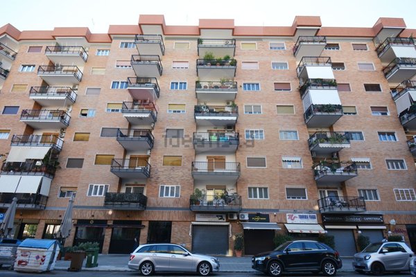 appartamento in vendita a Bari in zona Poggiofranco