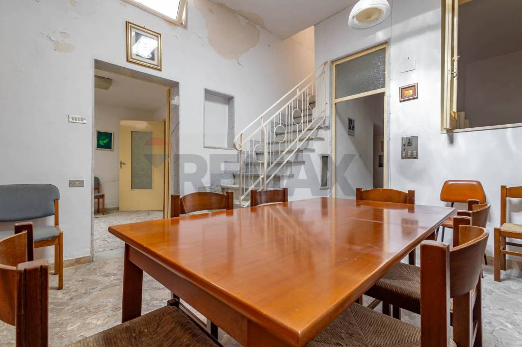 casa indipendente in vendita a Bari in zona Carbonara