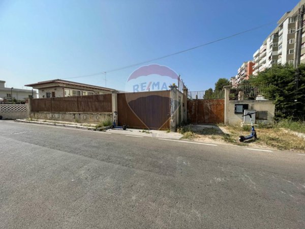 casa indipendente in vendita a Bari in zona Ceglie del Campo