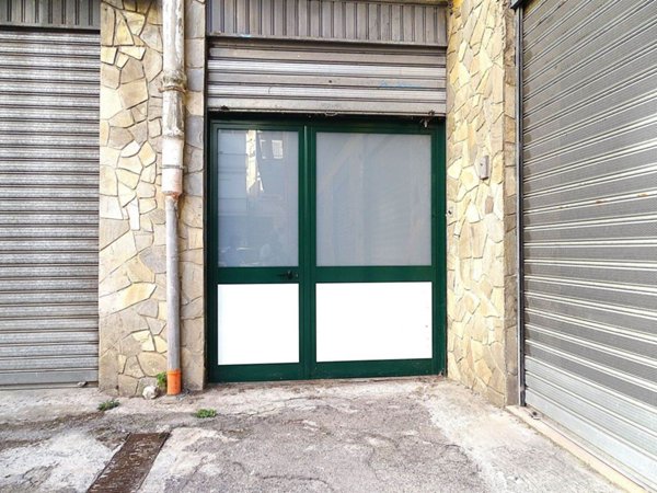 ufficio in vendita a Bari in zona Carrassi