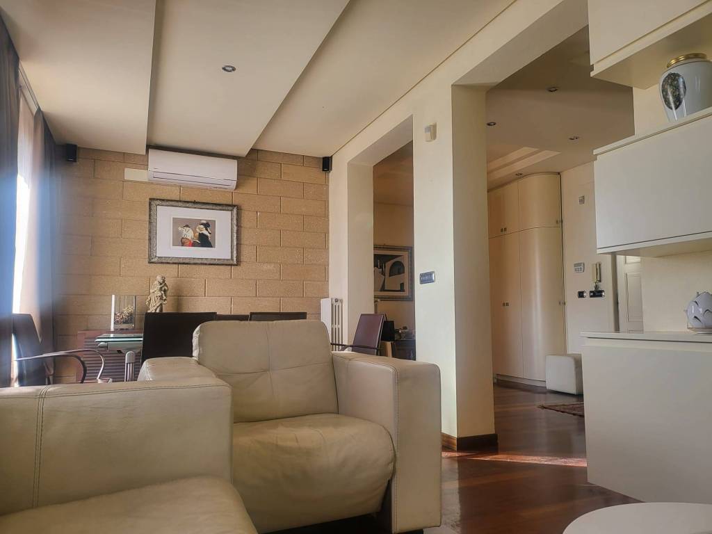 appartamento in vendita a Bari in zona Murat