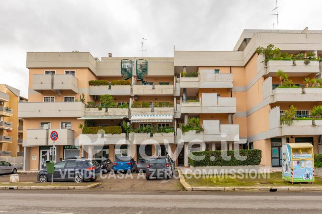 appartamento in vendita a Bari in zona Palese/Macchie