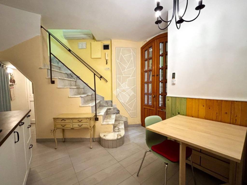 intera palazzina in vendita a Bari in zona Murat