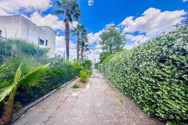 casa indipendente in vendita a Bari in zona Carbonara