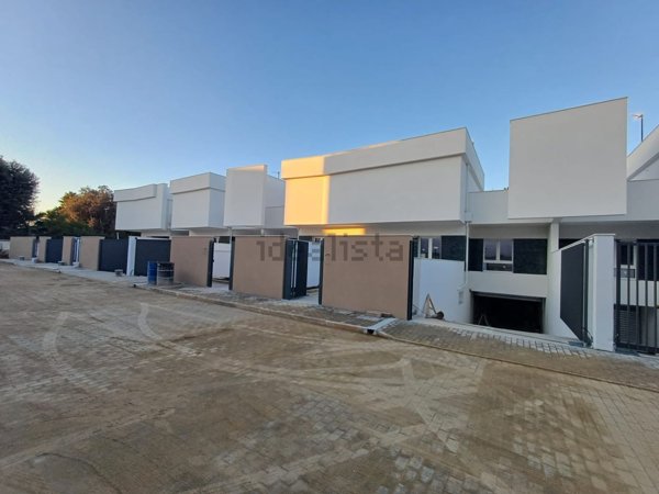 casa indipendente in vendita a Bari in zona Carbonara