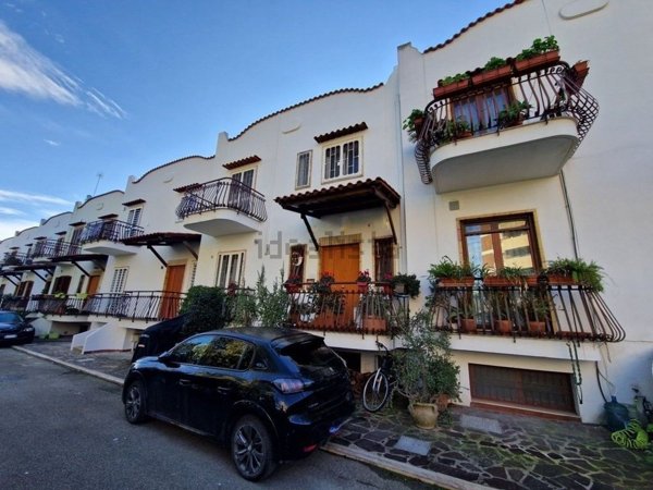 casa indipendente in vendita a Bari in zona San Pasquale