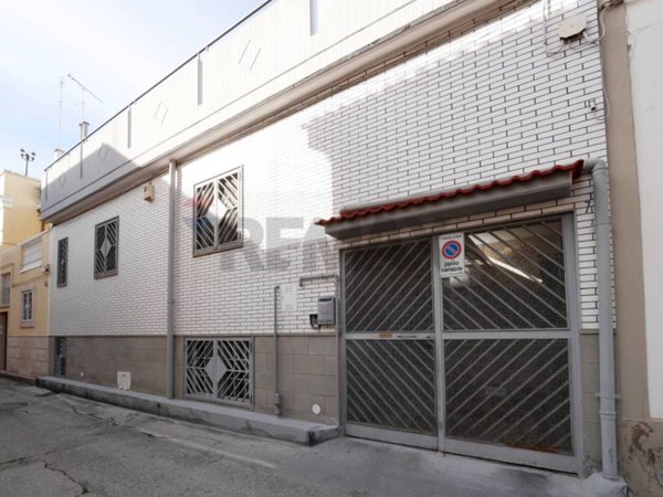 casa indipendente in vendita a Bari in zona Carbonara